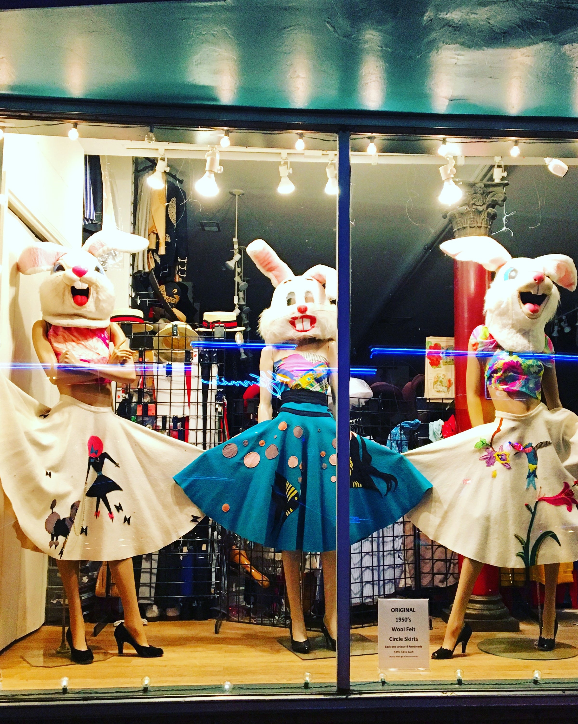 Home | Off Broadway Vintage Clothing & Costumes Home | Off Broadway Vintage Clothing & Costumes